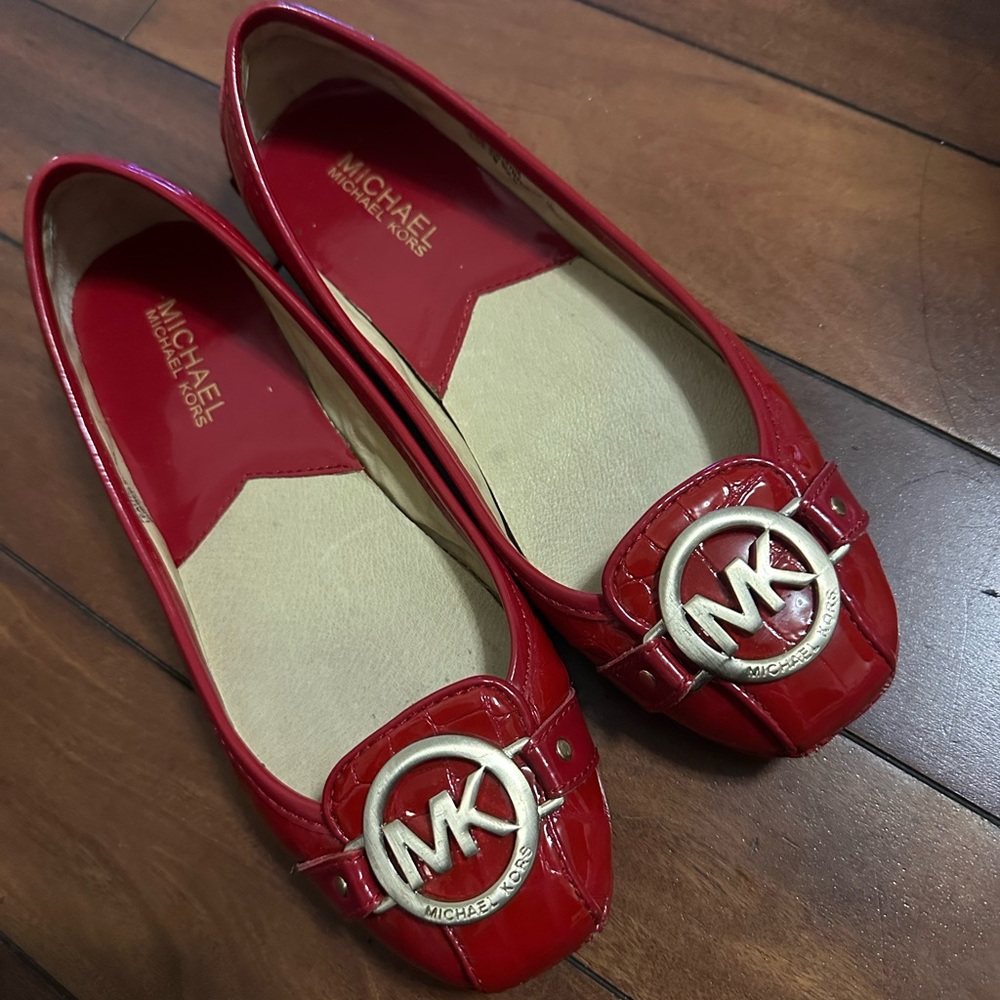Michael Kors Red Patent Leather Ballet Flats – MK Logo Buckle